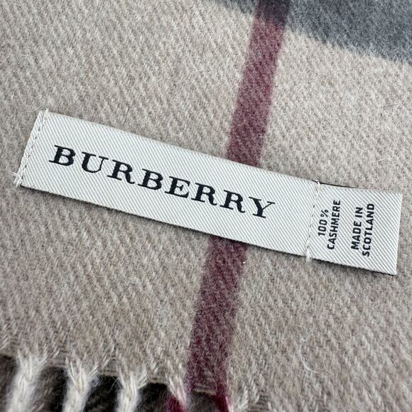 🔥 Flash Sale 🔥 Burberry Cashemer Scarf - Picture 3 of 11